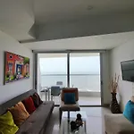 Elíptic en la playa de bocagrande